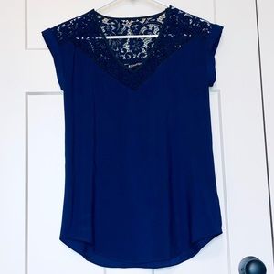 Express v neck lace front blouse